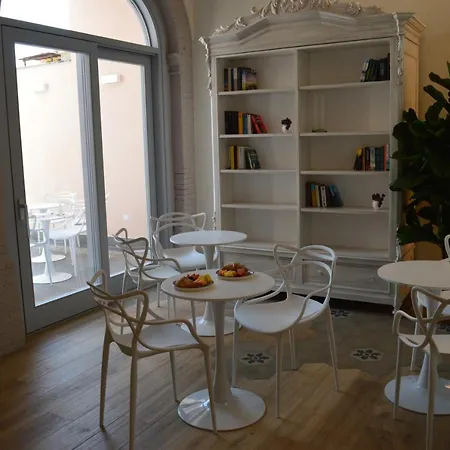 Tanit & ベッド・アンド・ブレックファスト ヴィッラシミーウス