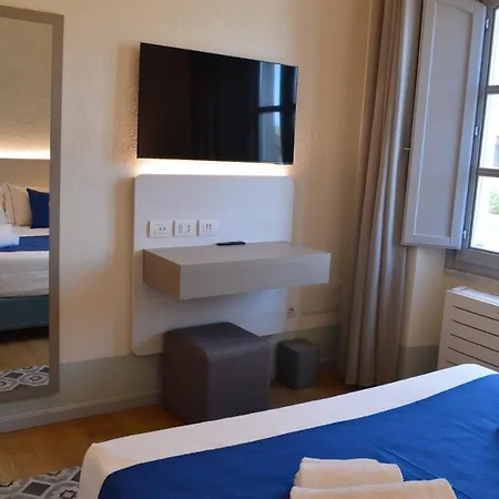 Tanit & 4* ヴィッラシミーウス