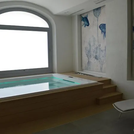 Frühstückspension Tanit & 4*