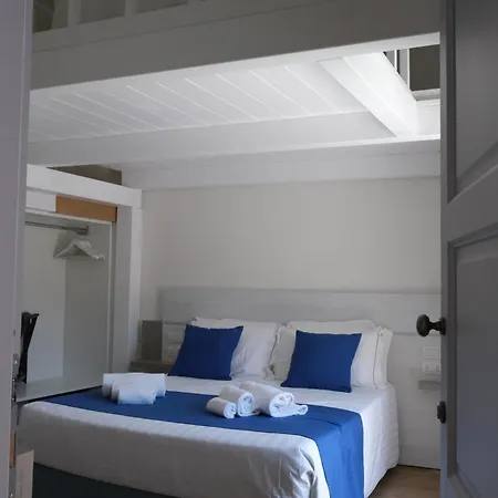 Tanit & ベッド・アンド・ブレックファスト 4*