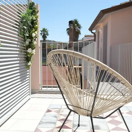 ベッド・アンド・ブレックファスト Tanit &