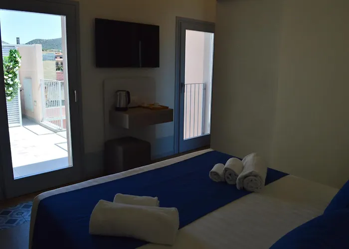 Oda ve Kahvaltı Tanit & Villasimius